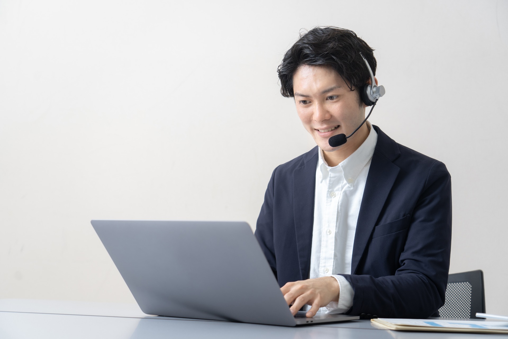 オンラインのメリット | 安全運転の講習なら株式会社ドライブクリニックa